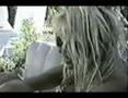 Pamela Anderson Film Perso suce son mec sur le bateau 